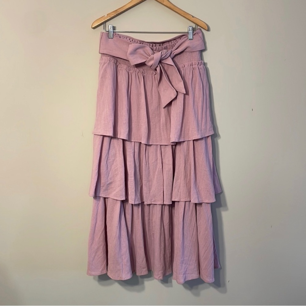 Free People set “Go For Drama” ruffle skirt and one shoulder top set lavender - Picture 8 of 9